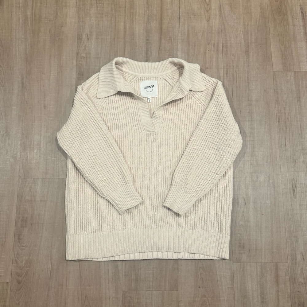 Aerie Cream V-Neck Women's Knit Sweater Size M